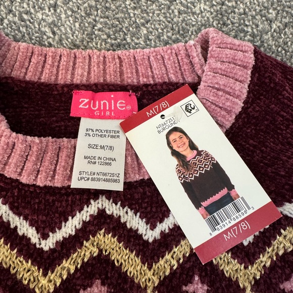 NWT! Girl’s Zunie multi colored burgundy pullover crew neck sweater size M 7/8 - Picture 2 of 2
